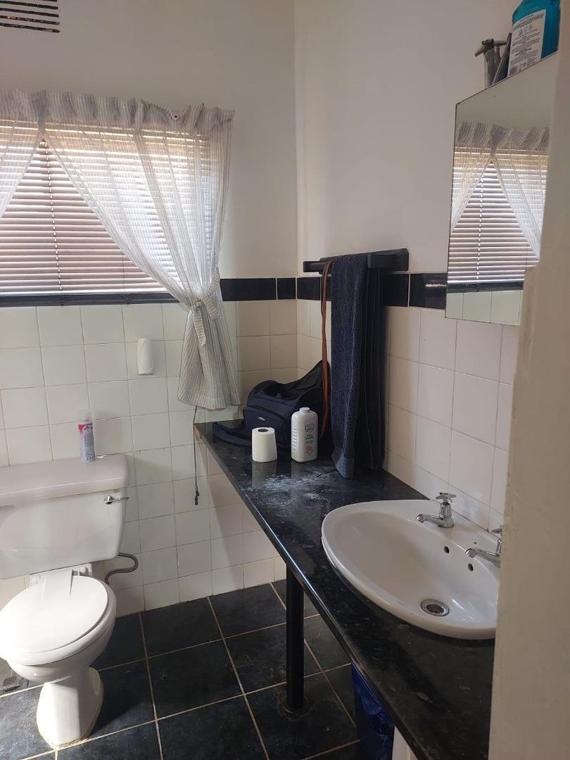 4 Bedroom Property for Sale in Lourenspark North West